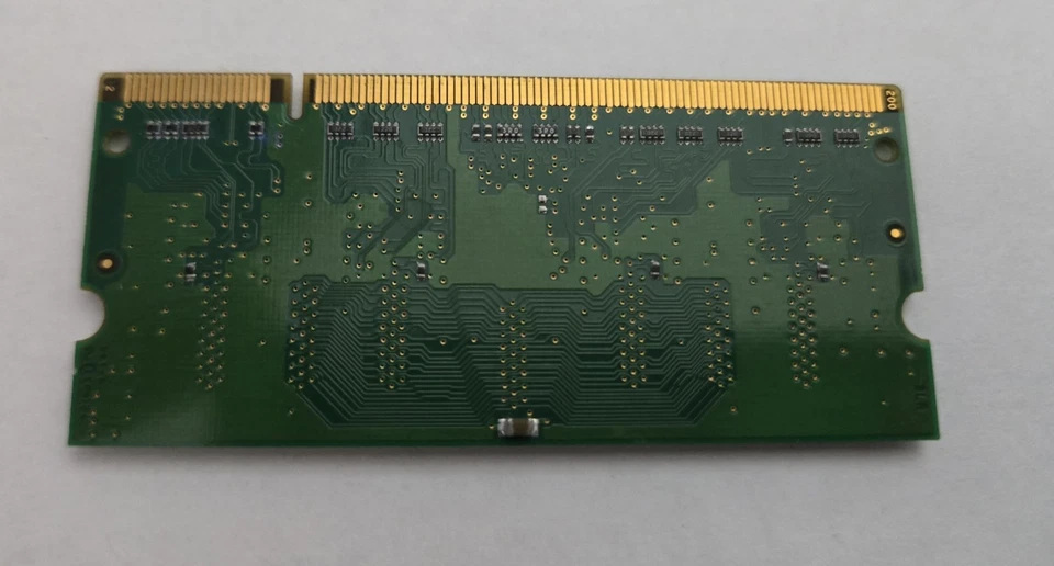 Samsung M470T3354BZ0-CD5 256MB PC2-4200 444-10-C1 DDR2 1Rx16 - Image 2 of 2