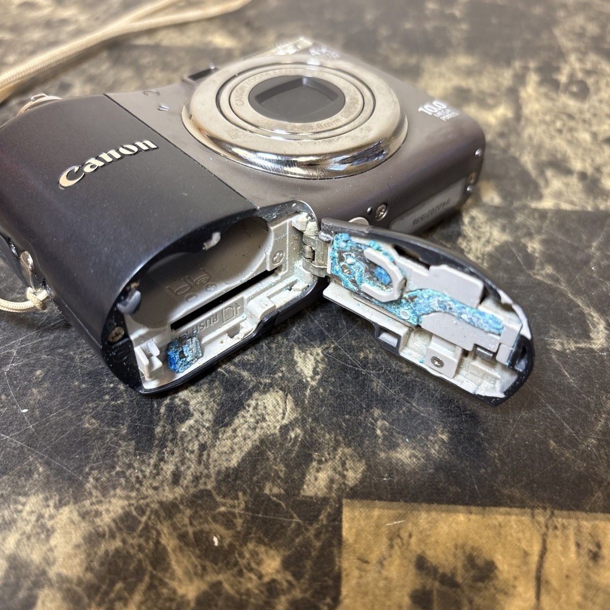 Canon PowerShot A1000 IS 10.0MP Digital Camera - Gray for
