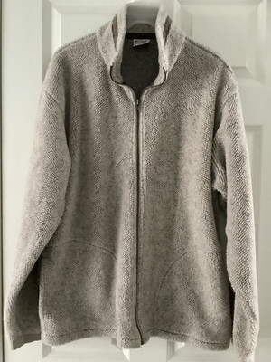 Columbia - Oatmeal Sherpa Berber Full Zip Cozy Trendy Jacket Size Large EUC!