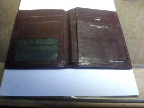 'ROLFS'golden OCIRCLE TRAVELERS CHECKS/CARD HOLDER (COWHIDE). 5X4.25INCHES. - Picture 2 of 11