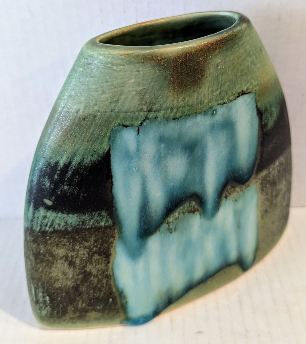 Pirjo Nylander Finland Mottled Green Art Pottery Vase Mid