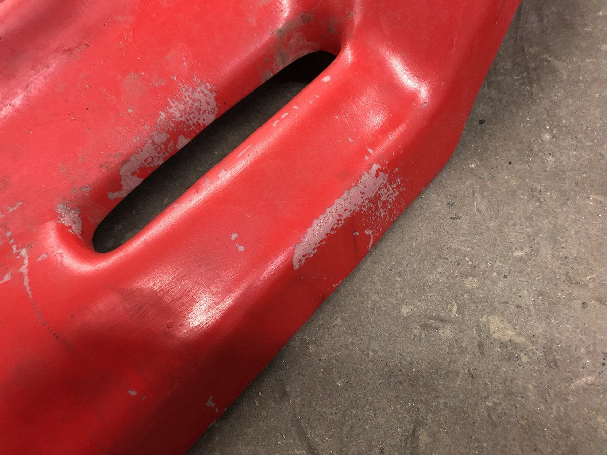 Honda TRX250R 1988 OEM Red Rear Fender Plastic TRX 250R 80100-HB9