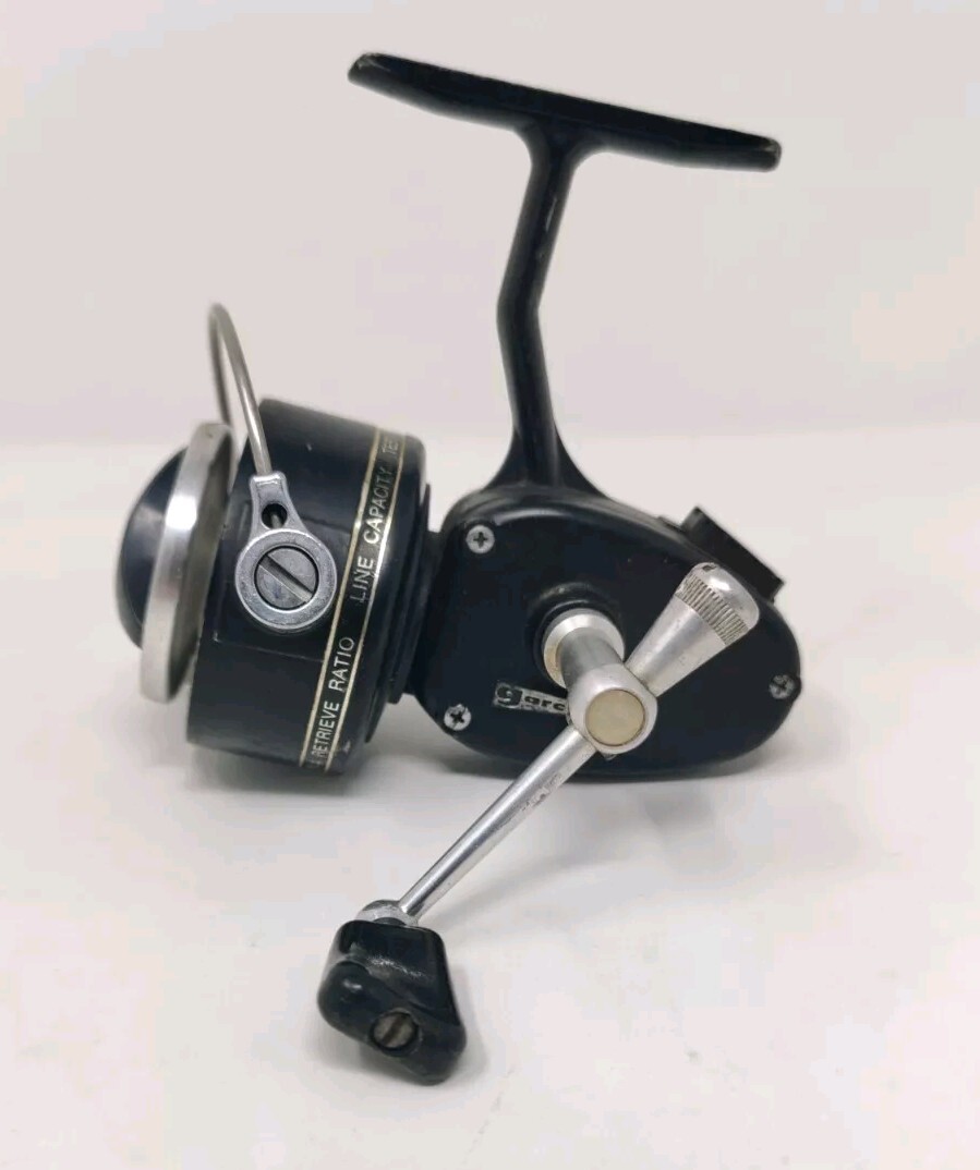 オールド　garcia3000 スピニングリール オールド garcia3000 スピニングリール