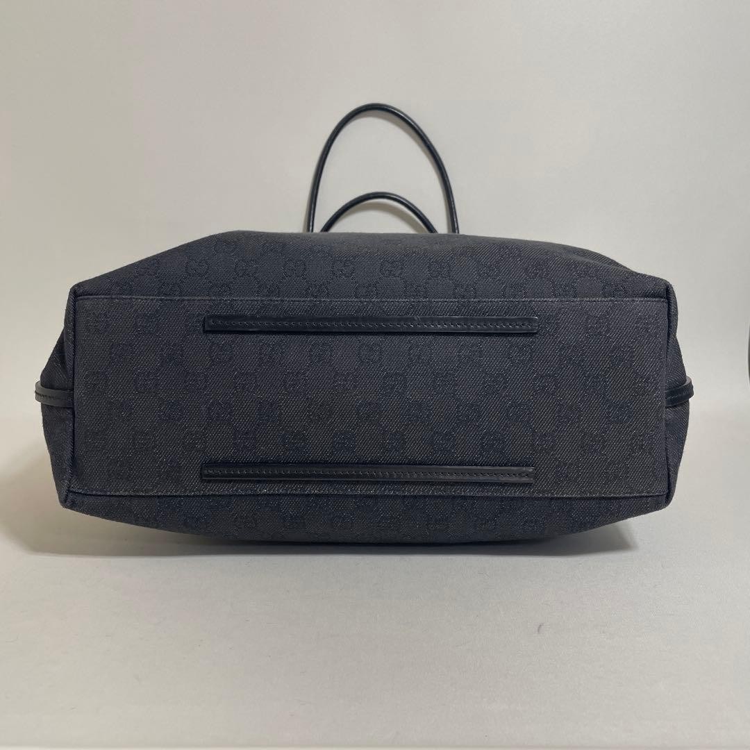 Gucci GG Canvas Tote Bag Black Leather Trim Excellent Condition thumbnail 5