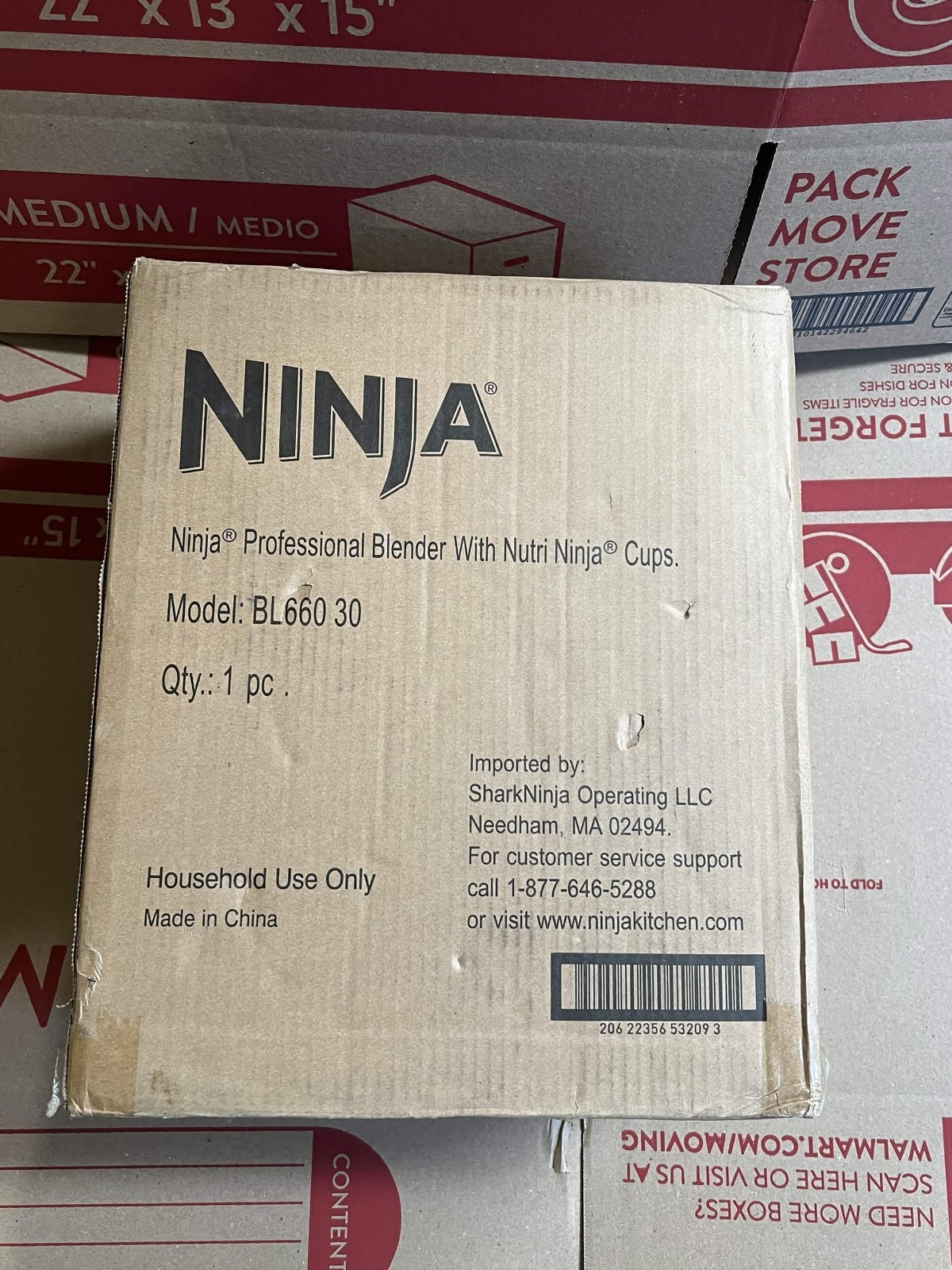 Ninja BL660 Professional Blender with Nutri Ninja Cups Grey/