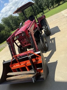 2011 Mahindra 4025 39hp Full Size Tractor with Attachments 715hrs only low hrs