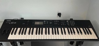 Yamaha S03 61 keys workstation synthesizer very clean Excellent Condition