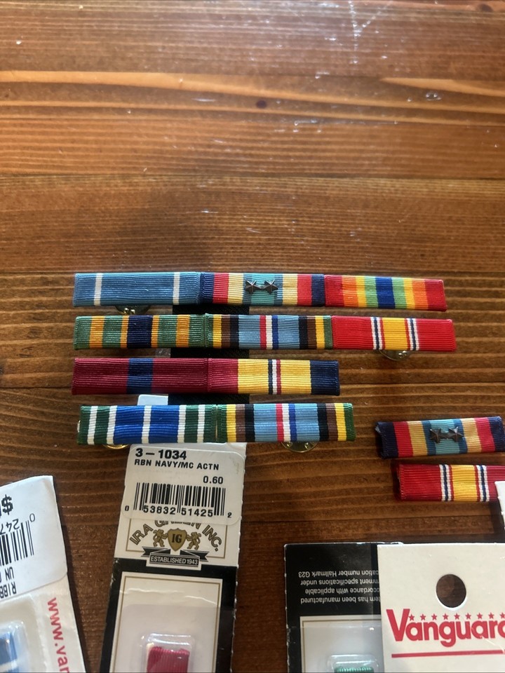 US Army Engineer Corps Insignia Lot Ribbons DUI Crests Vanguard ...