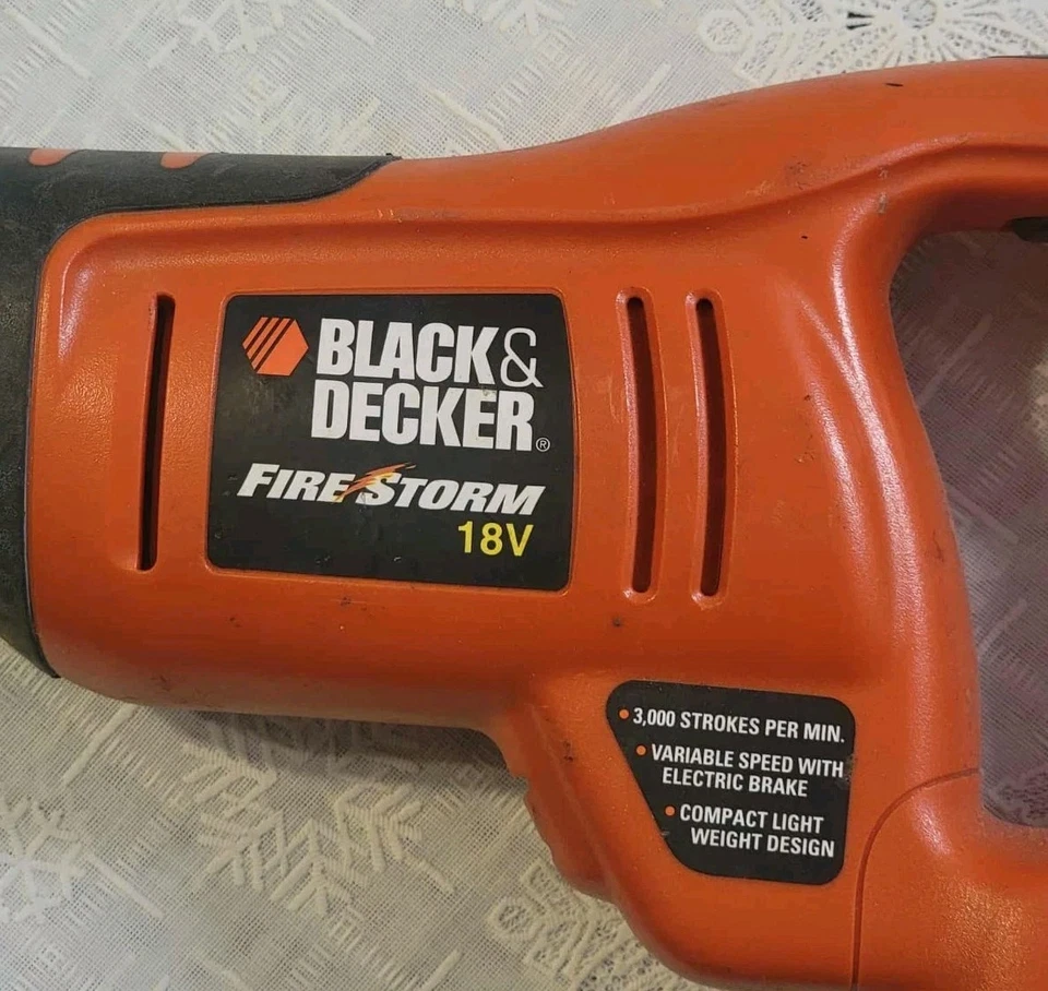 Black & Decker CRS180 FireStorm 18V Cordless Reciprocating Saw  Bare Tool  - Image 2 of 4