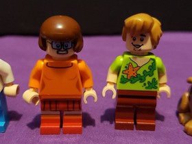 Lego Scooby Doo Minifigure Lot Velma Daphne Fred Shaggy Gang 75902 75904 75903