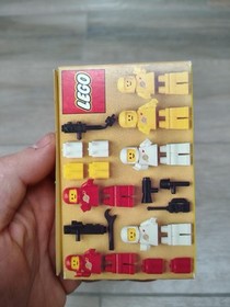 1983 New (NIB) With tag LEGO 6701  Space Mini-figures 