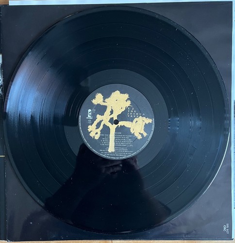 U2 The Joshua Tree Island Records ISX 1127 Canada 1987 LP NM - Picture 3 of 9