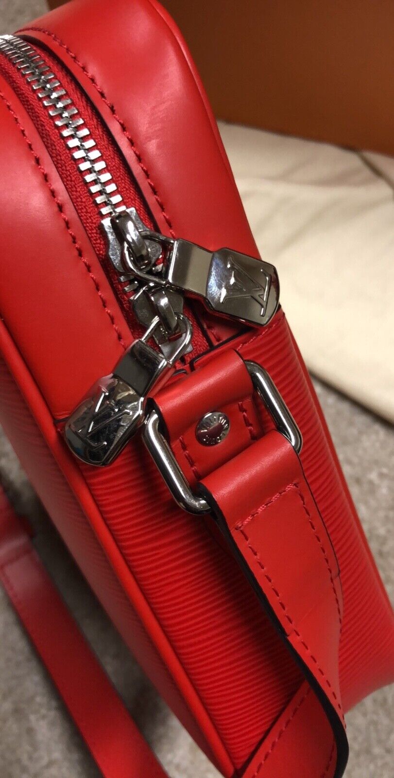 Louis Vuitton LV x Supreme Messenger Danube Epi PM Bag Red 