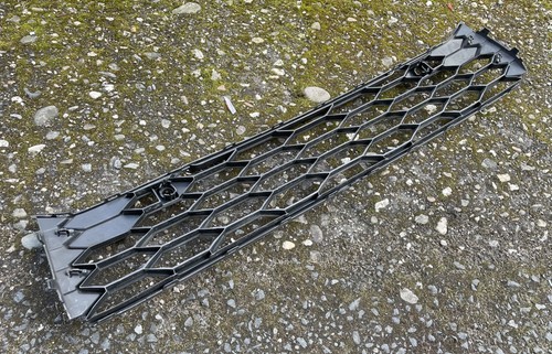 Front Bumper Grille VW Golf 8 VIII GTI GTD R-Line Original 5H0853677J - Picture 7 of 9