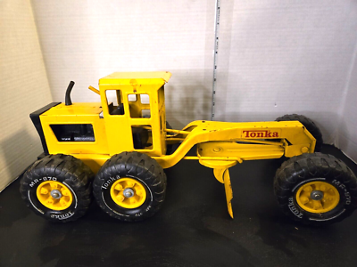 Vintage 70's TONKA MR-970 Road Grader Metal Yellow Construction