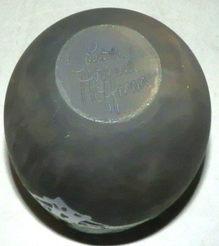 Jarrón de cerámica Lisa Howard lanzado a mano gatos blancos firmado 5,5" de alto - Imagen 4 de 5