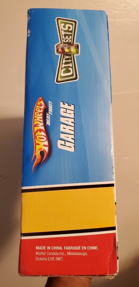 HOT WHEELS CITY SETS GARAGE PLAY SET NEW FACTORY SEALED OLD STOCK