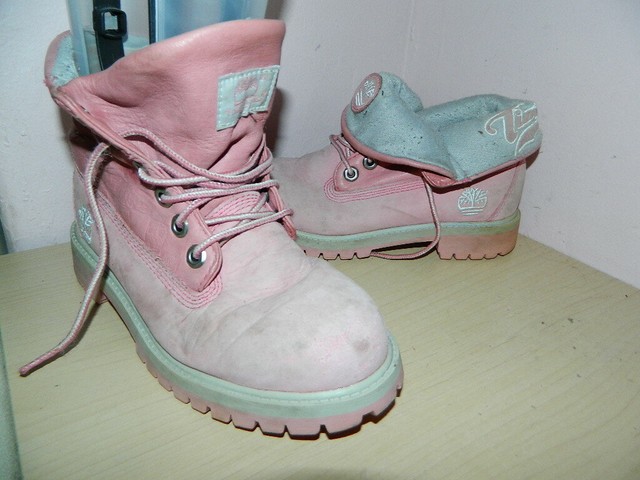 girls pink timberland boots