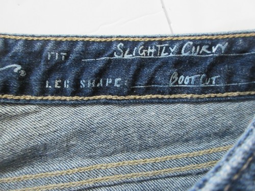 Eddie Bauer Women's Distressed Whisker Faded Blue Curvy Bootcut Jeans Size 14 - Picture 6 of 9