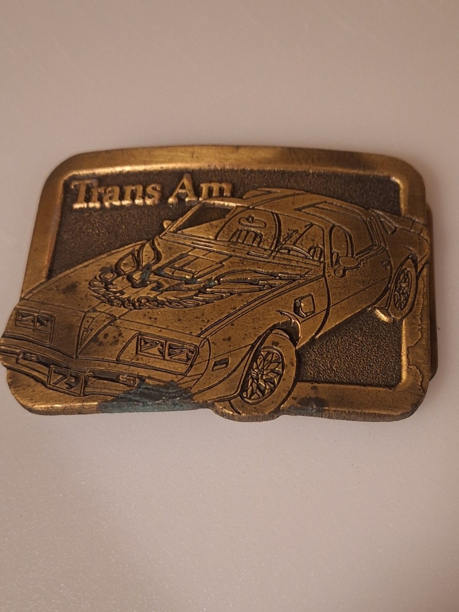 ミニカー PONTIAC FIREBIRD W/REPLICA BELT BUCKLE 1977 Pontiac Firebird Trans Am Black with Replica Buckle