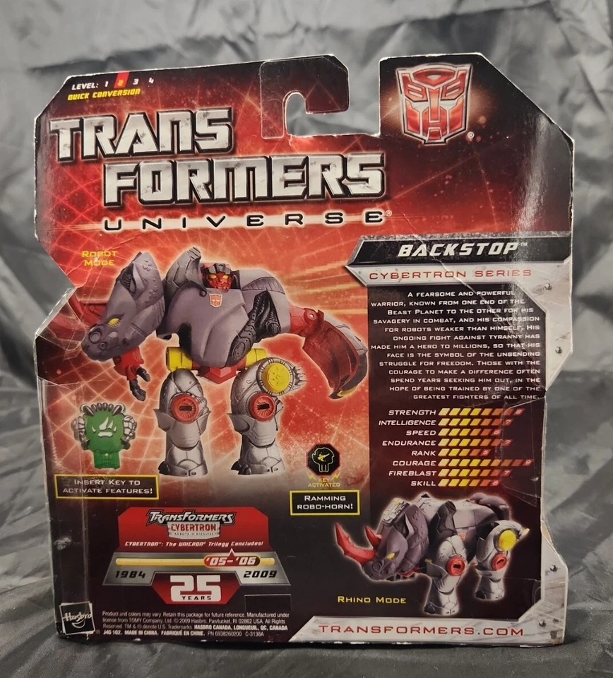 Backstop Transformers Universe - Hasbro Collector's Club - Image 3 of 4