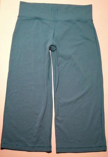 LULULEMON Relaxed Fit Crop Women's Size 