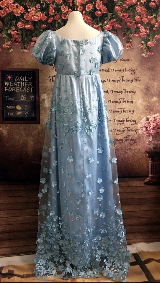 Bridgerton ball gown Daphne Dress - Image 2 of 3