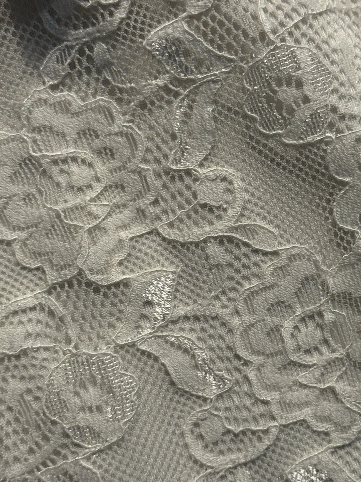 GUESS Kids Girls White Lace Top Size XL(16) - Image 3 of 4