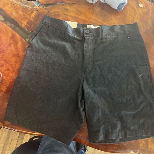 Pantaloncini da passeggio standard Free World taglia 30 nero erica nuovi con etichetta - Foto 1 di 5