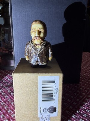 Harmony Kingdom Ball Historical Pot Belly Retired Wyatt Earp