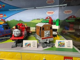 LEGO Thomas and Friends STORE DISPLAY CASE  5554,  5556,  5555, 5552 RARE DUPLO
