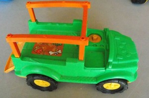 little people safari jeep