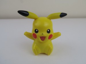 2018 McDonalds Happy Meal Pokemon TCG - Pikachu Toy | eBay