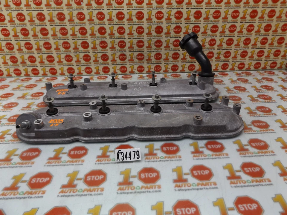 Cubierta de válvula de motor izquierda y derecha Chevrolet Tahoe 2009-2014 12642655 OEM Foto 3 de 4