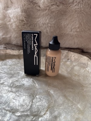 MAC Studio Face and Body Radiant Sheer Foundation 50 ml - N3