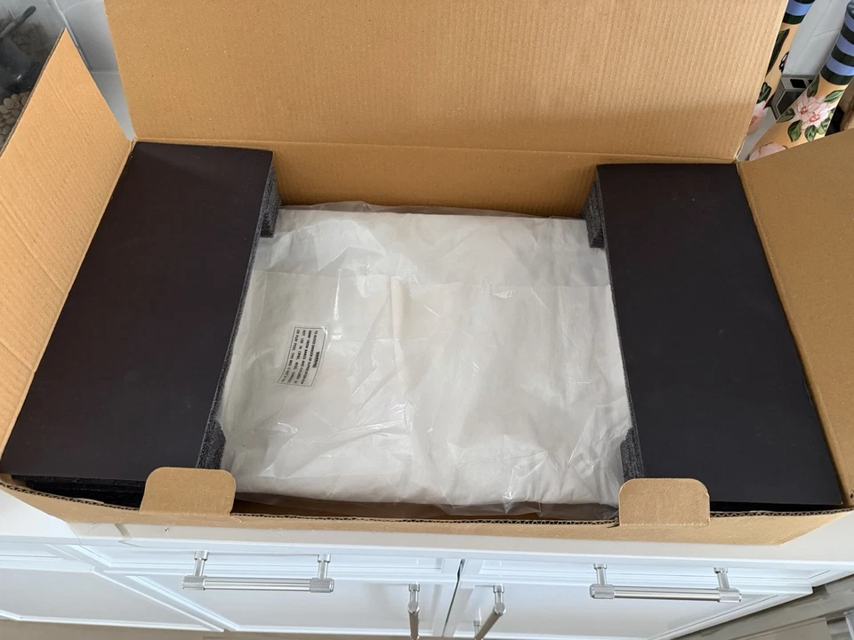 Michael Aram Orchid Large Tray - NEW IN THE BOX - Image 3 of 4