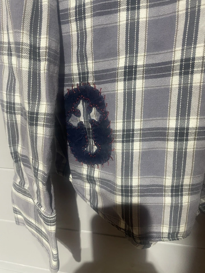 Fender Guitars Custom Shop by DaVinci, Long Sleeve pearl Snap Shirt Sz L W/cross - Image 3 of 4