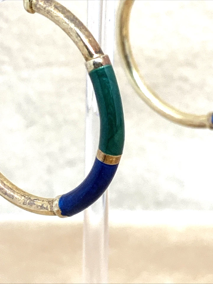 ORECCHINI A CERCHIO A SCHIAVA ANNI '70 IN ARGENTO 925 E SMALTO A FUOCO 2 COLORI - Immagine 3 di 4