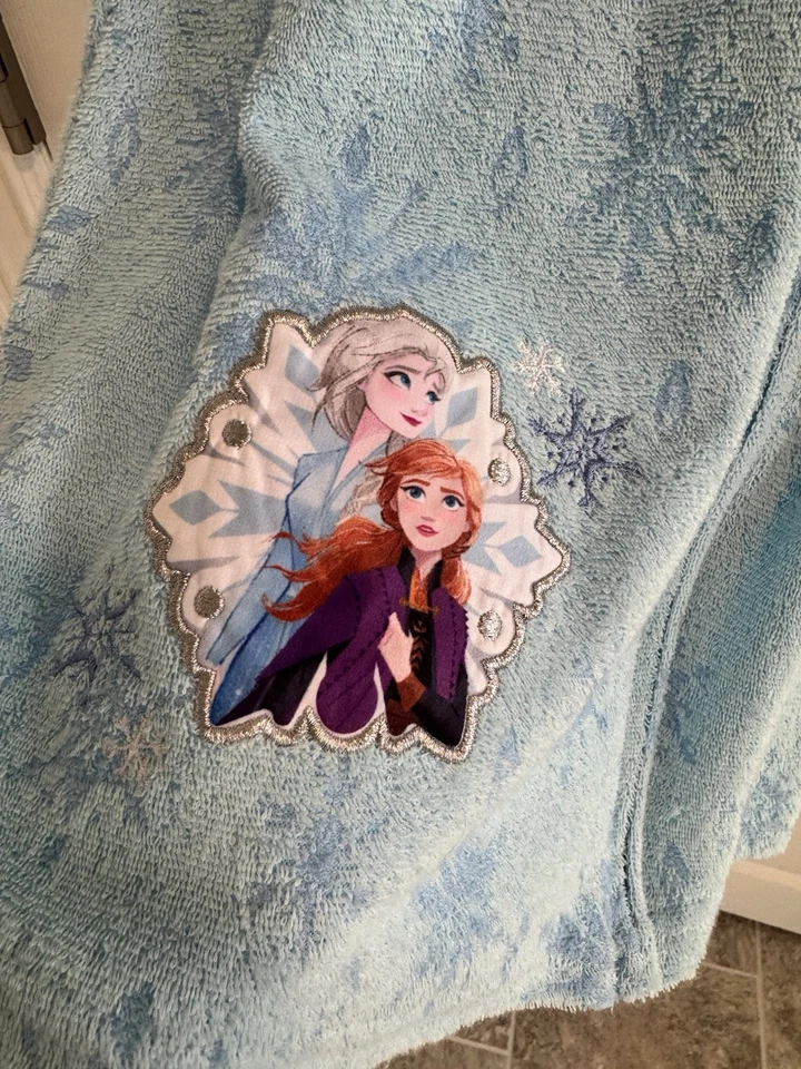 Traje de baño Disney azul congelado cubierta para niños 7/8 cremallera nuevo con etiquetas capucha de tela de rizo Foto 2 de 4