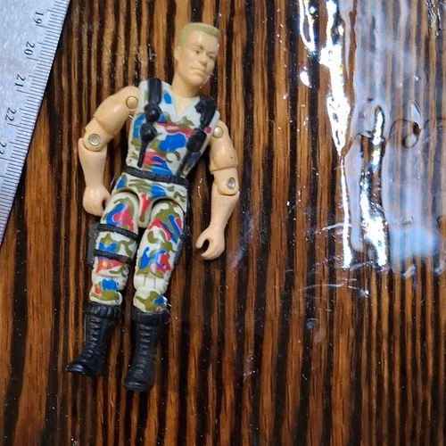 1994 G.I.JOE Hasbro street fighter rock trooper Guile aka (Van Dam)