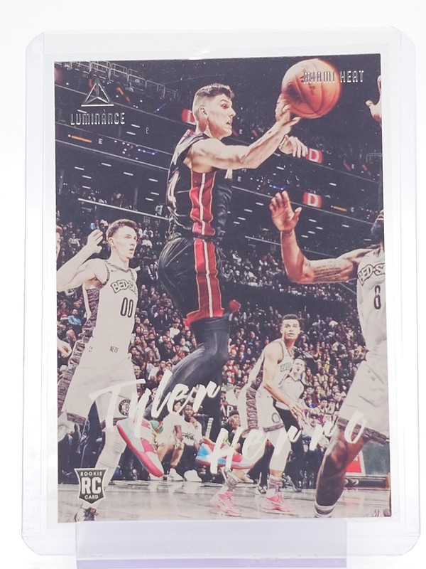 TYLER HERRO 2019-20 CHRONICLES LUMINANCE ROOKIE #154 HEAT Q7262