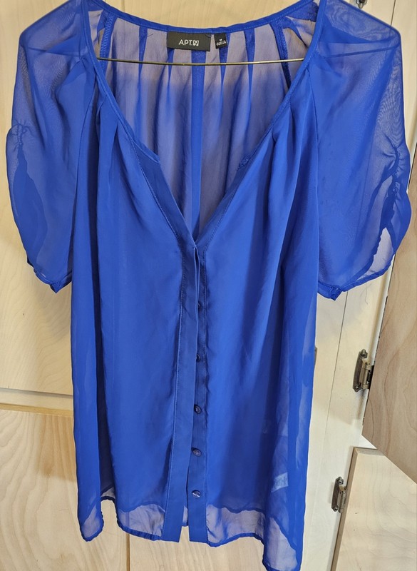 C2- Apt.9 Women's Blue Short Sleeve Blouse Size M Sheer 