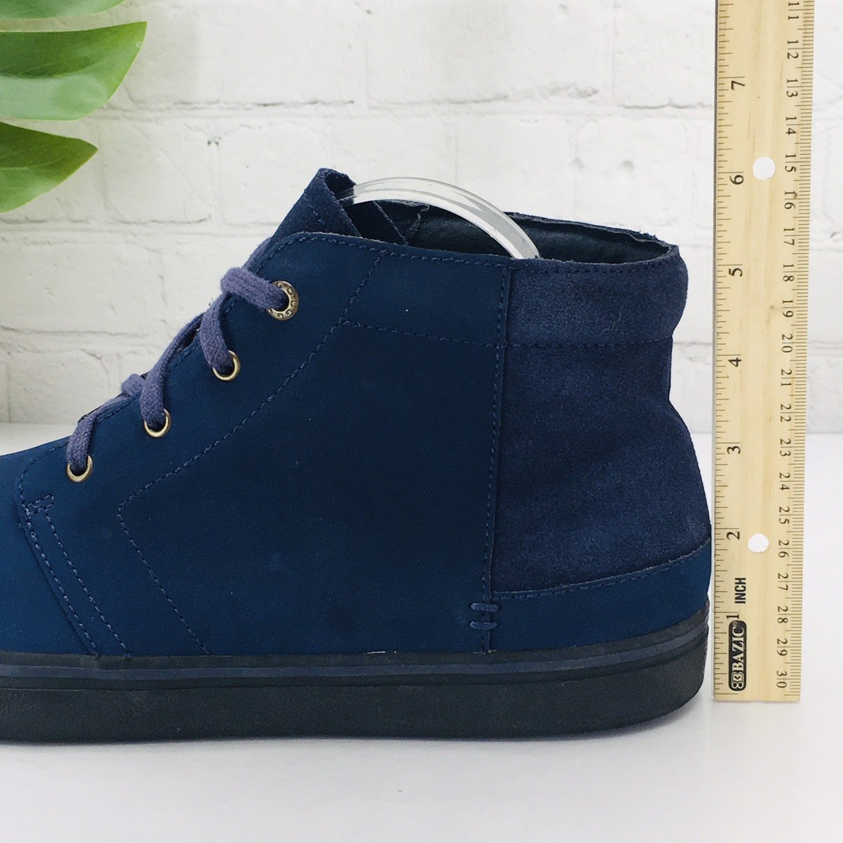 UGG Colin Chukka Boots Men display picture 2