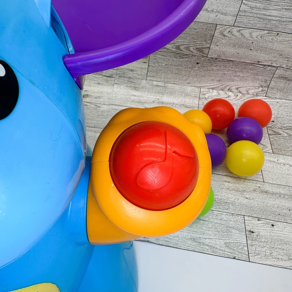 Playskool Elefun Busy Ball Blue Elephant Popper w/7 Balls - works, see ...