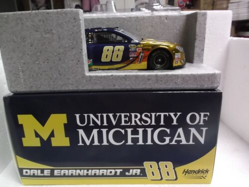 2016 DALE EARNHARDT JR. #88 AXALTA UNIVERSITY OF MICHIGAN COLOR CHOME 1:24 - Picture 1 of 5