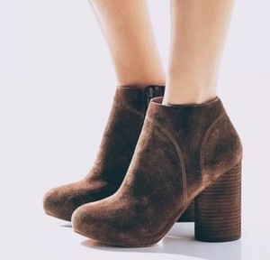 infinity heel boot jeffrey campbell