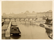 France, Paris, Le Pont des Arts pris depuis le Pont-Neuf Vintage albumen print. 