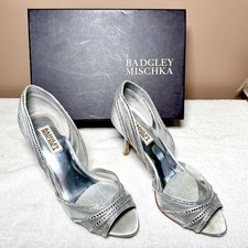 Badgley Mischka 8M Silver Jewel Embellished Glynn Pumps Heels 8M - Worn 11 Hours