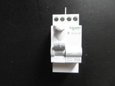 INTERUPTEUR DIFFERENTIEL SCHNEIDER ELECTRIC 25A / 30 mA TYPE AC MONO