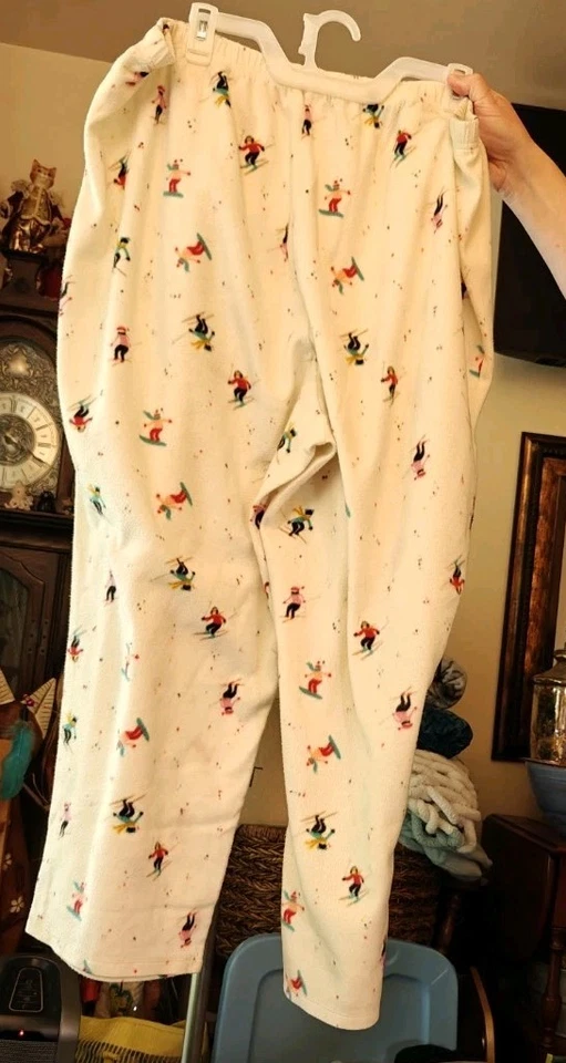 Sonoma Goods For Life Plus Size 3x Fleece Beige Ski Print Pajama Pants - Image 2 of 4